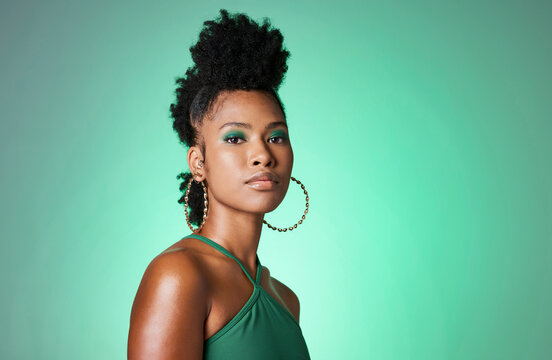 Black woman, retro beauty and makeup on green background, product placement mockup for advertising and marketing. Portrait of African model in 90s fashion hairstyle for youth, lifestyle and cosmetics