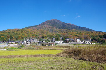 Fototapeta na wymiar 秋の筑波山