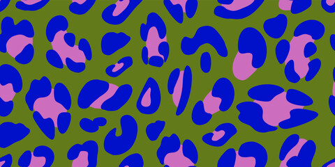 Leopard texture on a blue background. Animalistic seamless pattern. Vector hand-drawn illustration. 