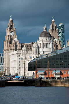 Liverpool, royal liver building