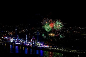 Feu d'Artifice pour célébrer la fin de la Foire Saint Romain France 