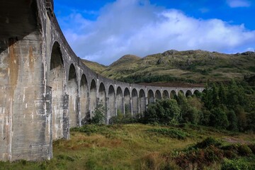 Obraz premium Glenfinnan viaduct in West Scottish Highlands, Scotland