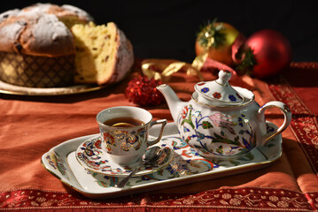 The caldo e panettone