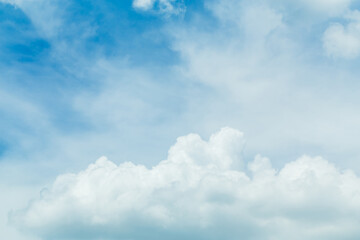 Obraz premium Blue sky and clouds with space for add text above. picture background website or art work design. freedom with sky.