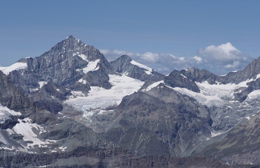 Fototapeta na wymiar Nature of Alps seen from Klein Matterhorn in Switzerland