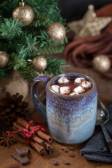 Obraz na płótnie Canvas Mug of hot chocolate and marshmallows with Christmas decorations