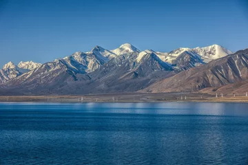 Foto auf Acrylglas Shishapangma Pekucuo lake and Shishapangma snow mountain group in Xigaze