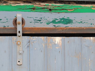 Weathered rustic old sliding gate details - 550050766