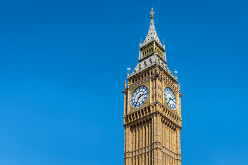 Fototapeta na wymiar Detailfoto vom Big Ben in London an einem sonnigen Tag