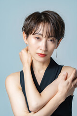 女性