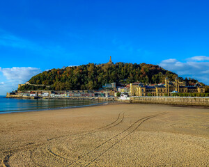 Fototapeta premium Beach view to Urgull in San Sebastian Spain.