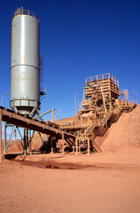 Gold Mine processing plant equipement and structures