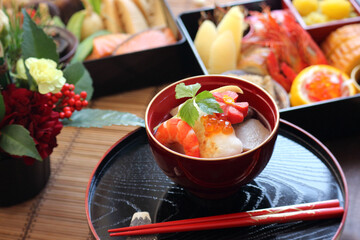 いくらの乗ったお雑煮1