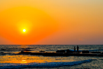 Obraz premium Sunset On Ocean's Horizon