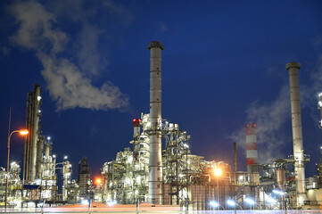 OMV refinery in Schwechat at night