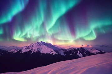 Foto op Plexiglas Noorderlicht, Aurora Borealis. Bergen zonsondergang. Winterlandschap in de bergen. Zonsopgang in de bergen. Prachtig noorden. Winterlandschap. Natuur. Natuurlijk fenomeen. © Valentine