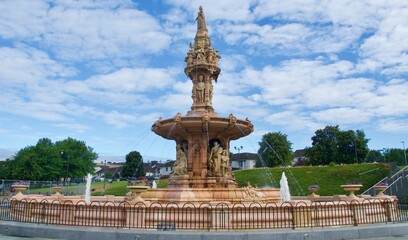 Fototapeta na wymiar Beautiful victorian water fountain in Glasgow, Scotland
