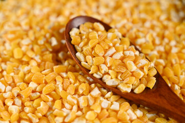 background, food, maize, texture, yellow, healthy, organic, white, bio, isolated, popcorn, kernel, harvest, macro, grain, agriculture, whole, corn, seed, frame, popcorn grain, closeup, grains, mockup,