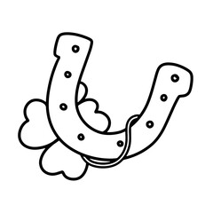 horse shoes with clover leaf