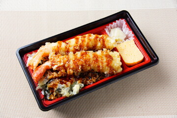 海老天弁当　和食