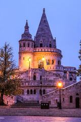 Fototapeta na wymiar Bastión de los Pescadores al amanecer. Buda, Budapest, Hungría.