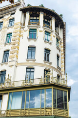 Fototapeta premium Facade of an old classic building in Vienna, Austria