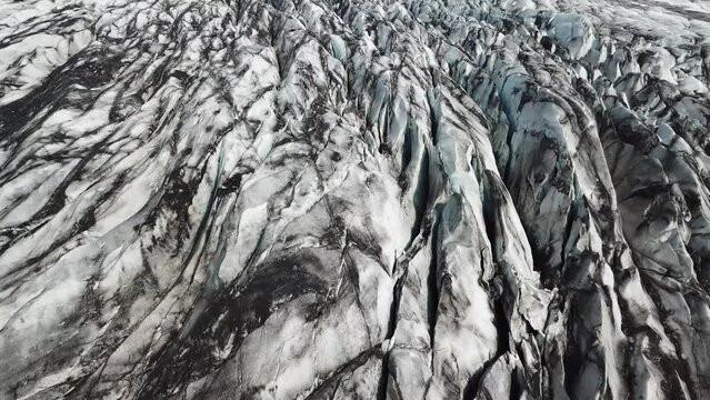 Natural scenery of glacier in lake / Iceland 