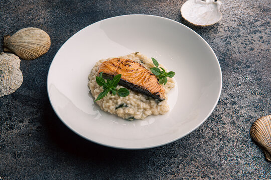Risotto with salmon and herbs
