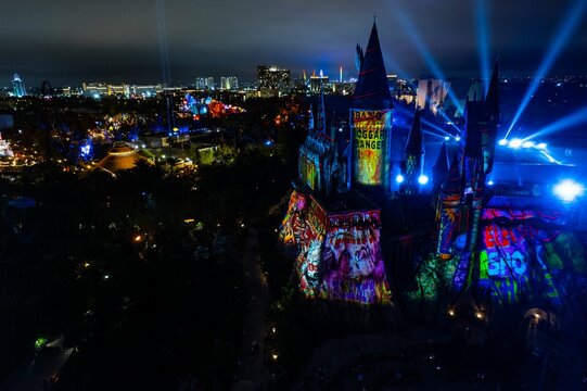 Christmas light show at the mysterious Harry Potter castle in Universal, Orlando