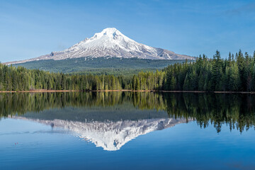 mt hood and reflection