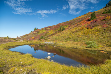 Fototapeta premium autumn in the mountains