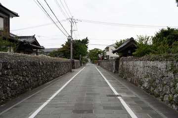 こぼれ石と呼ばれる独特の石垣がある、五島市福江島の武家屋敷