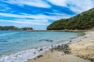 Fototapeta na wymiar 五島列島の頭ヶ島の美しい海岸の風景