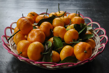 Santang oranges are one of the superior varieties of oranges originating from China.  As the name implies, this orange has the advantage of a sweet taste like honey