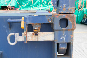 Rusty steel plate fixing bolts or Swivel joint and connection with steel cable when installing the structures outdoor close-up or system tighten product in the container.