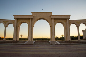 Fototapeta premium Arch in the city of Aktobe on the central square.
