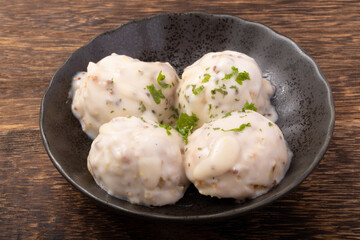 豆腐ハンバーグ　(ホワイトソース)