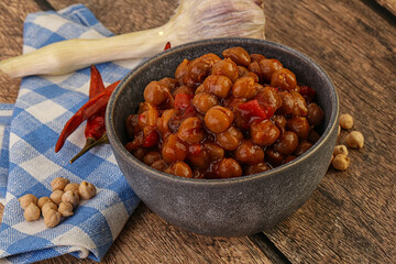 Baked chickpea with tomato sauce