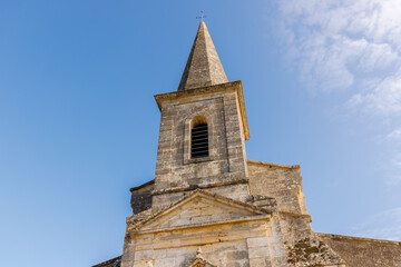 Fototapeta na wymiar St Pierre de Plassac church, France