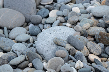 Fototapeta na wymiar pebbles by the sea