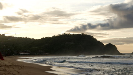 Obraz premium Sunrise at the beach in Zipolite, Mexico