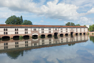 Fototapeta na wymiar bridge over the river Ile in Strasbourg France