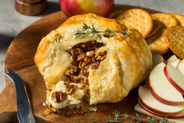 Homemade Baked Brie Puff Pastry