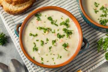 Homemade Creamy Clam Chowder Soup