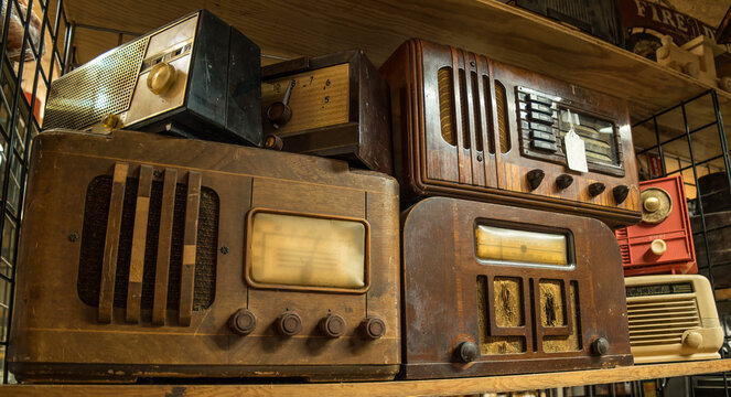 Collection of Old Vintage Radios As Audio Equipment Background Editorial  Stock Image - Image of antique, backdrop: 202659099