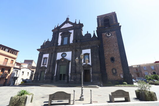 La perla nera dell'Etna. Randazzo. 