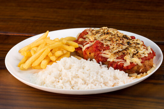 Fil&eacute; &agrave; parmegiana no prato