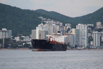 buque petrolero acapulco