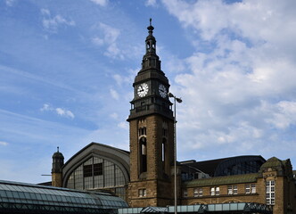 Fototapeta na wymiar Historical Central Rail Way Station in the Hanse City Hamburg