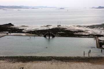 Outdoor seawater swimming pool - Bon-secours beach - Saint Malo - Ile-et-Vilaine - Brittany - France
